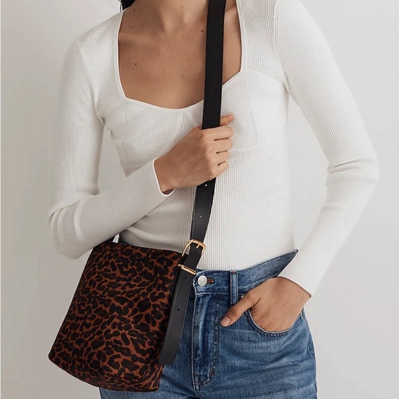 New Madewell The Essential Mini Bucket Tot - Picture 3 of 7